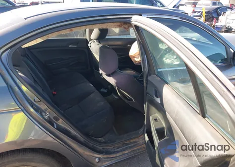 2011 Honda Accord 2.4 Lx из США, поврежденный, VIN 1HGCP2F35BA084529